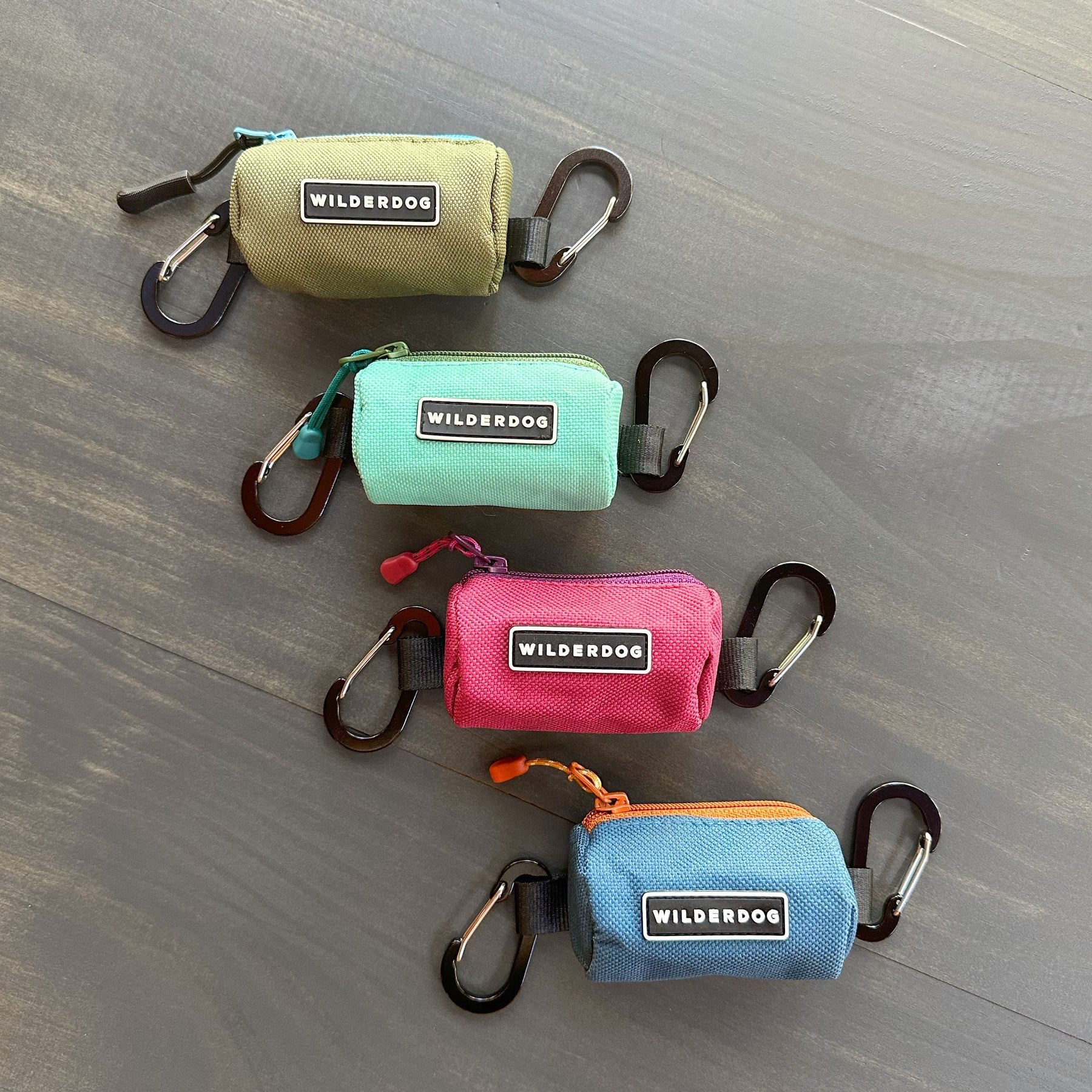 Wilderdog Doggie Bag – Wasserabweisender Futterkorb Mit Edelstahlbecher, Lila, Für Unterwegs